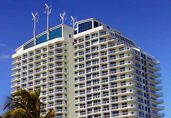 Ветровые турбины на отеле Hilton Fort Lauderdale Beach Resort